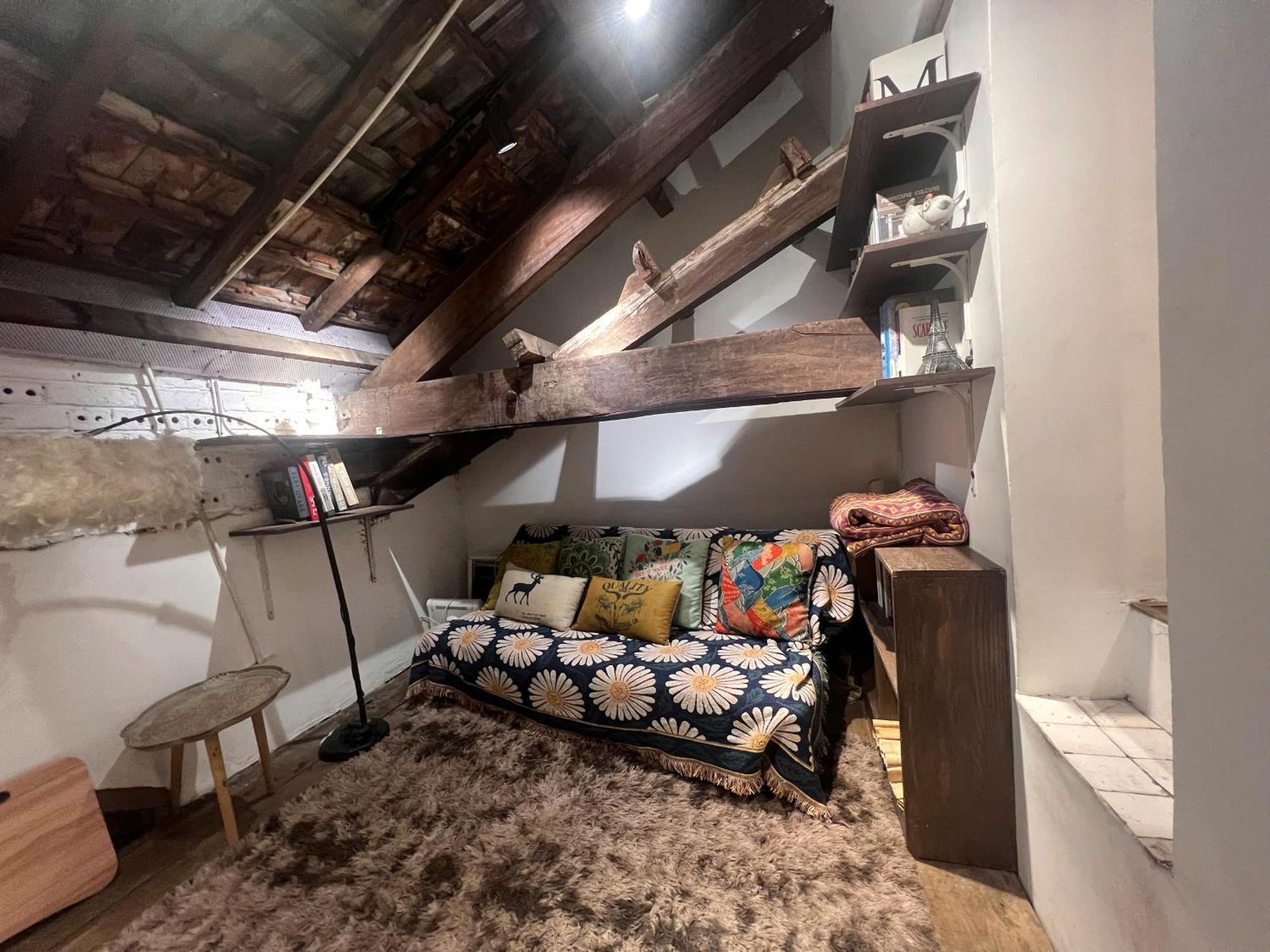 Almanach House 42C Ly Thuong Kiet, Hoan Kiem, Ha Noi Bed & Breakfast - Hanoi — Photos 1